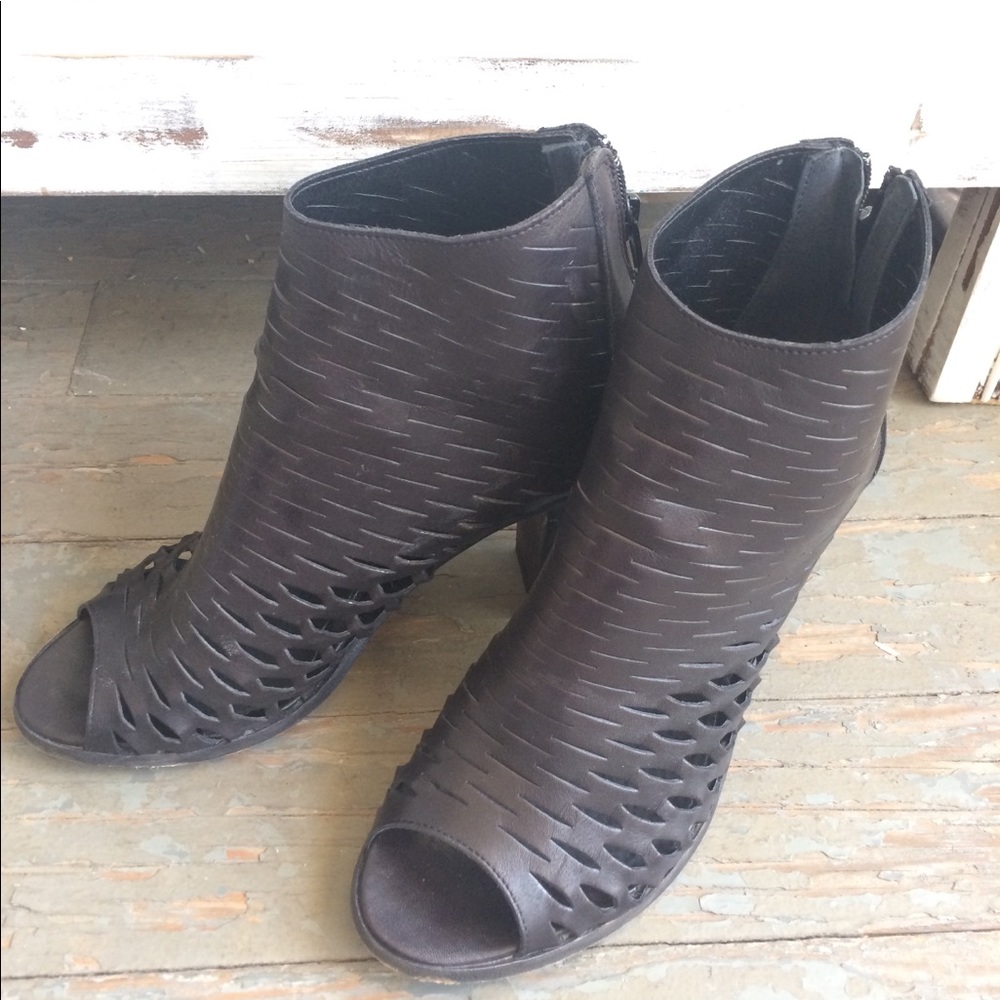 Real Leather Sexy open toe Leather Booties 37/7